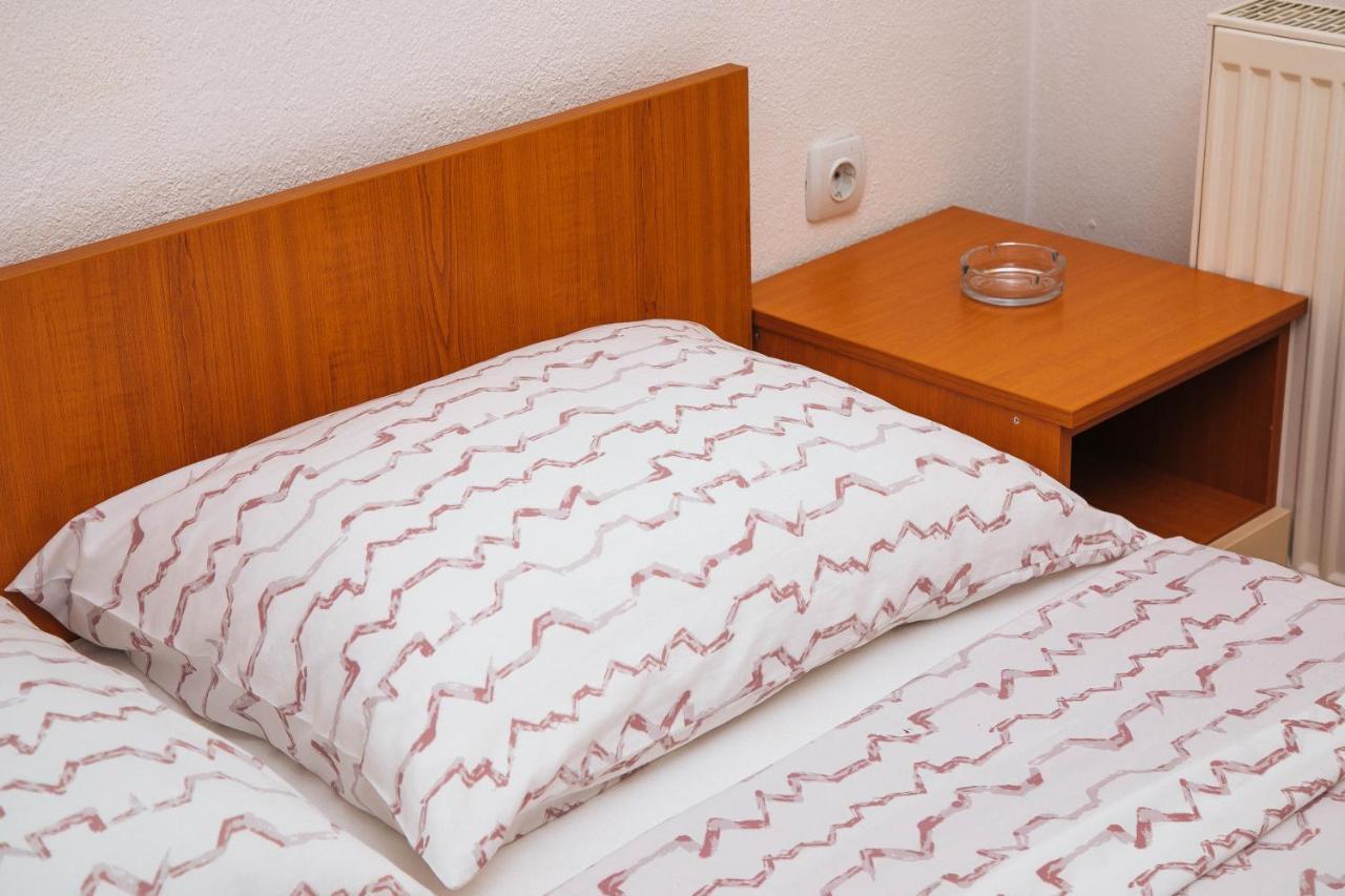Bed and Breakfast Jezero Laminci Bosanska Gradiska Exterior foto