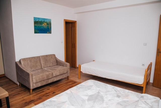 Bed and Breakfast Jezero Laminci Bosanska Gradiska Exterior foto